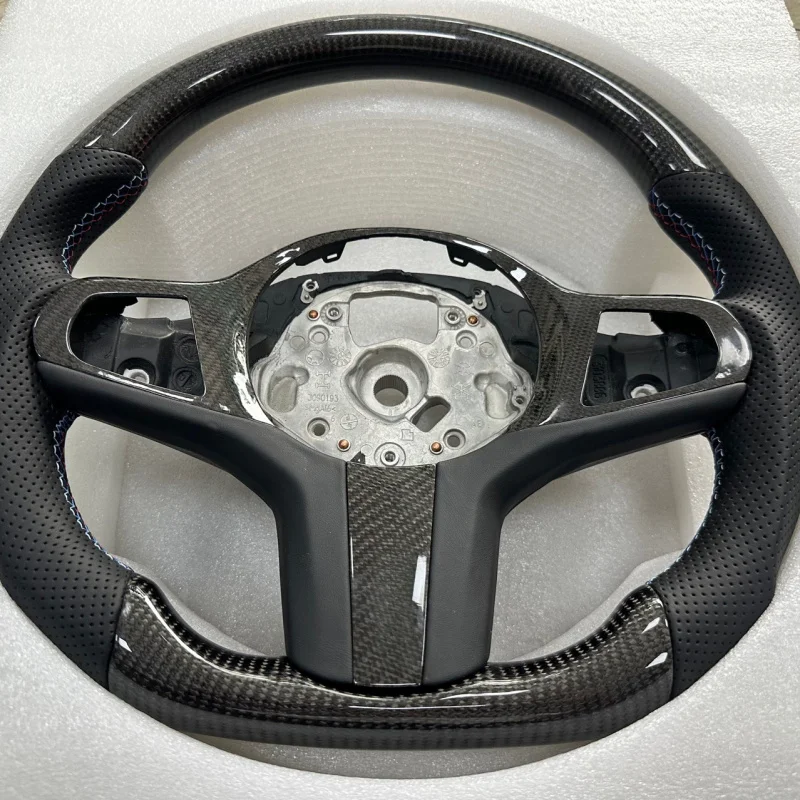For BMW 3-7 Series/M2/M3/M4/X3/X4/X5/X6/G20/G30/G82/G80 Carbon Fiber Steering Wheel Modification
For BMW 3-7 Series/M2/M3/M4/X3/X4/X5/X6/G20/G30/G82/G80 Carbon Fiber Steering Wheel Modification