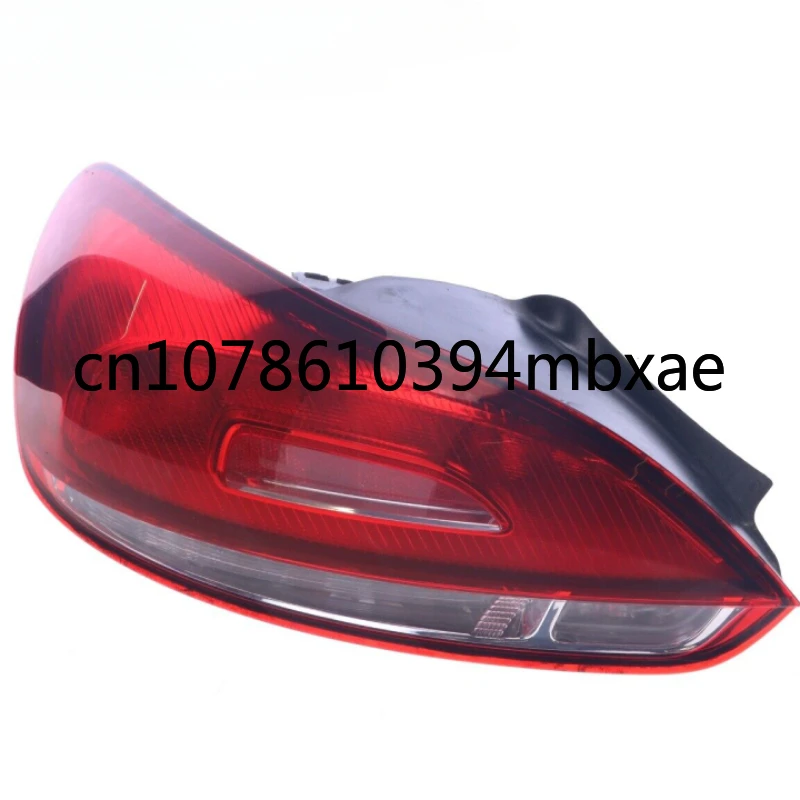 Auto Spare Car Parts Rear Left LED Tail Light Luxury 1K8945095R Carton High End SEA Air
Auto Spare Car Parts Rear Left LED Tail Light Luxury 1K8945095R Carton High End SEA Air