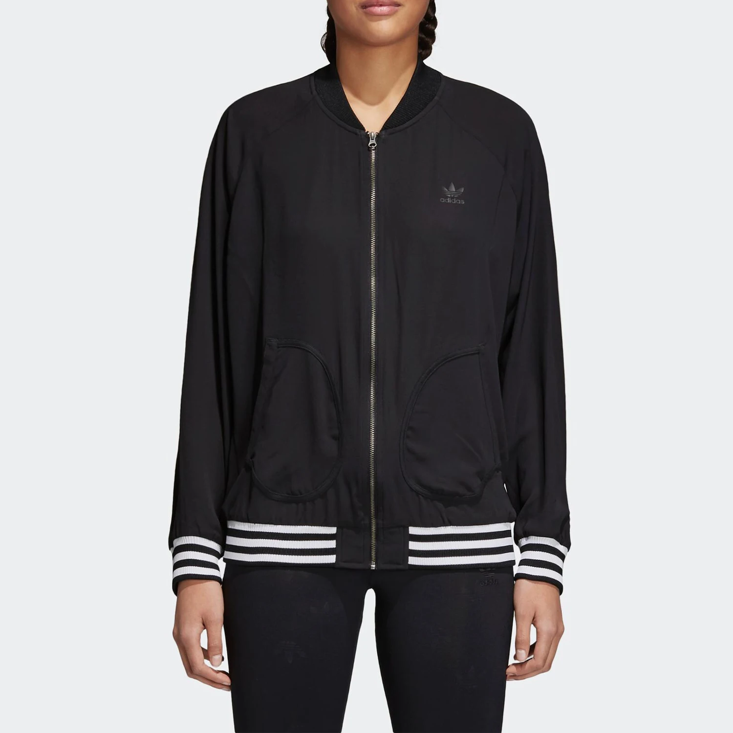 Adidas Authentic New Season Trefoil Women's Sport Casual Knit Jacket CF4761
Adidas Authentic New Season Trefoil Women's Sport Casual Knit Jacket CF4761