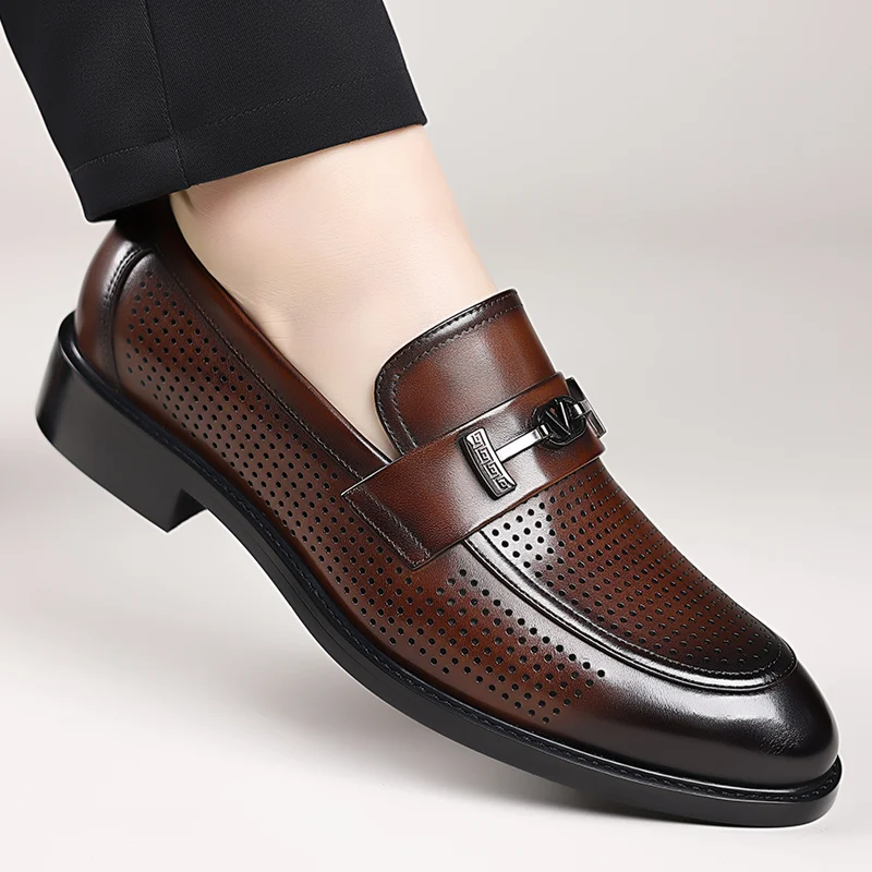 Hole shoes men's summer British leather soft sole one pedal business casual leather shoes non-slip breathable hollow sandals
Hole shoes men's summer British leather soft sole one pedal business casual leather shoes non-slip breathable hollow sandals