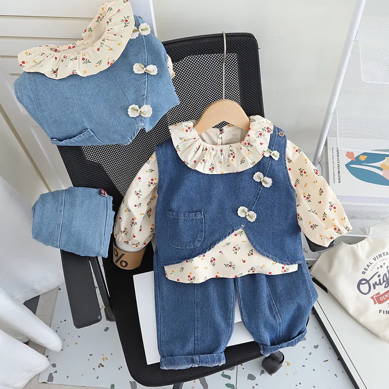2025 Spring Autumn Kids Girls Denim Vest + Floral Shirt + Jeans 3-Piece Set Casual Outfit for Toddler 1-6 Years Korean Style
2025 Spring Autumn Kids Girls Denim Vest + Floral Shirt + Jeans 3-Piece Set Casual Outfit for Toddler 1-6 Years Korean Style