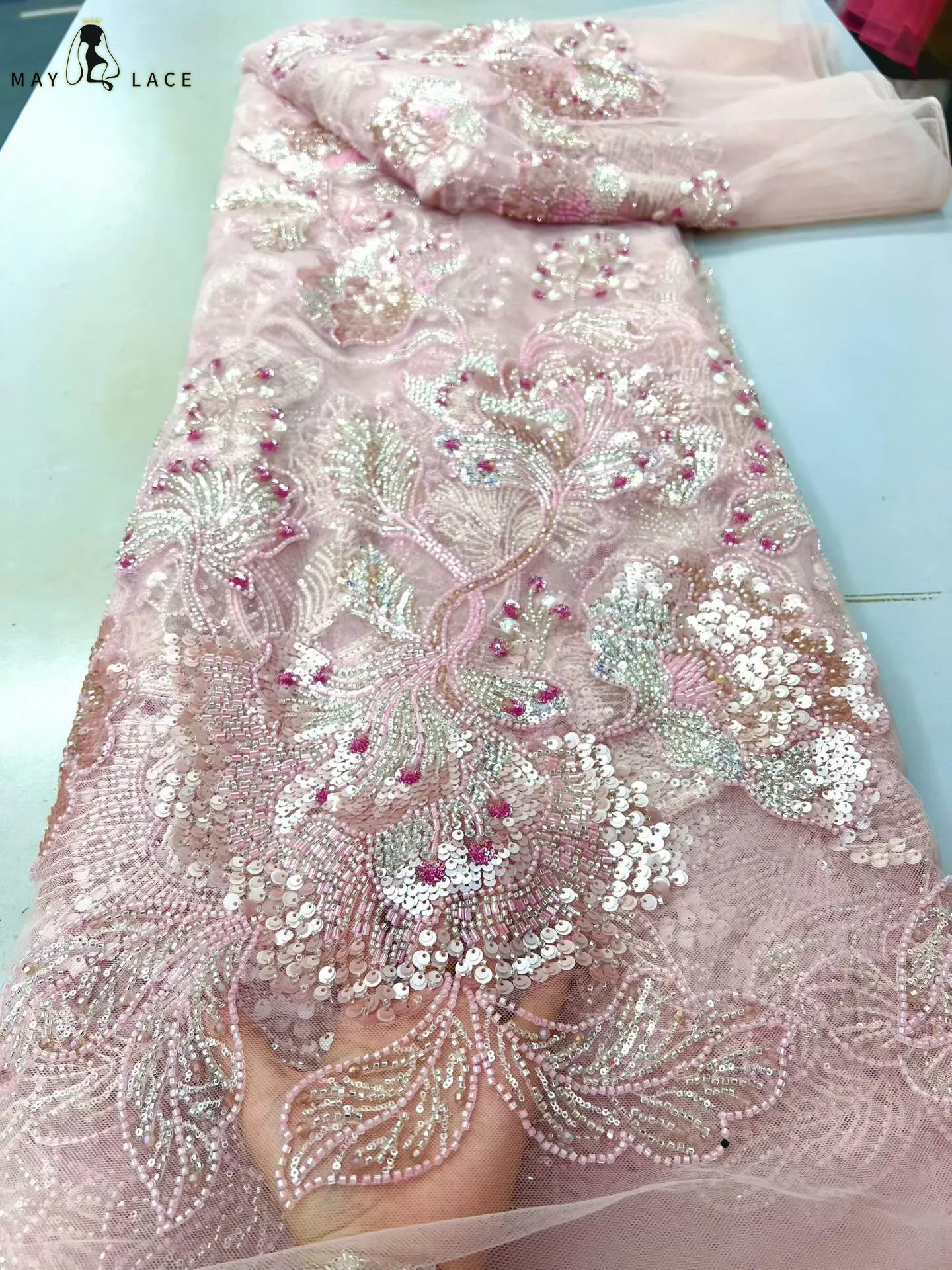 Elegant African Sequin Lace Fabric Pink 2026 High-Quality Nigerian Embroidered Beaded Tulle Lace Fabric Women's Party Wedding
Elegant African Sequin Lace Fabric Pink 2026 High-Quality Nigerian Embroidered Beaded Tulle Lace Fabric Women's Party Wedding