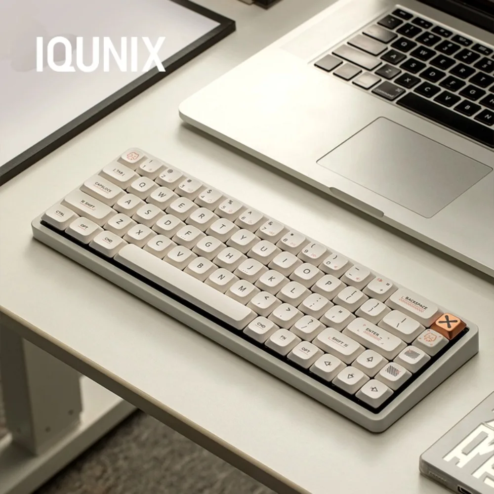 IQUNIX MG65 Механическая клавиатура RGB игровые аксессуары с ЧПУ из алюминиевого сплава Низкопрофильный переключатель 3 режима Bluetooth Беспроводная клавиатура
IQUNIX MG65 Механическая клавиатура RGB игровые аксессуары с ЧПУ из алюминиевого сплава Низкопрофильный переключатель 3 режима Bluetooth Беспроводная клавиатура