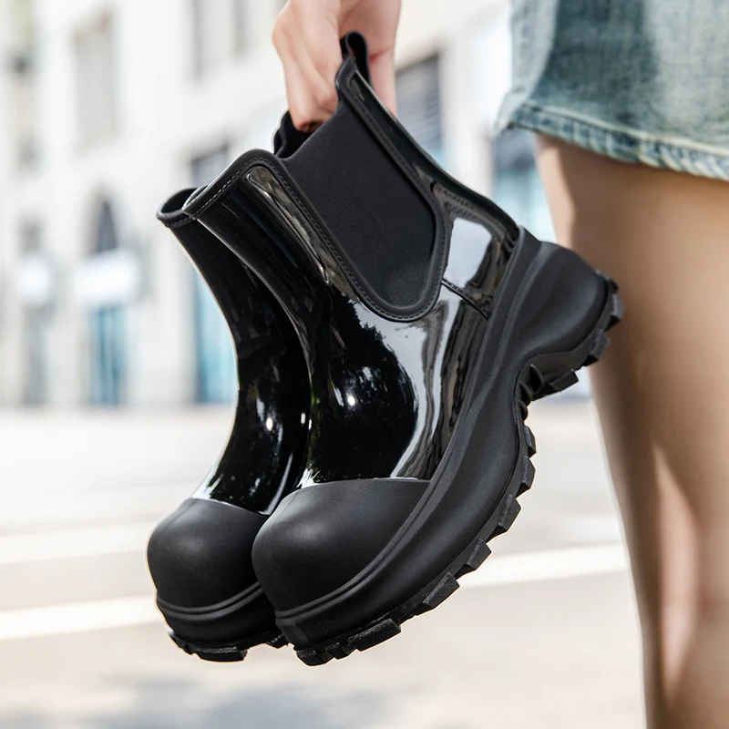 Women Fashion Outdoor Rain Shoes Thick Platform Elevated Mid-Calf Waterproof Rubber Boots Non-Slip Fishing Shoes
Women Fashion Outdoor Rain Shoes Thick Platform Elevated Mid-Calf Waterproof Rubber Boots Non-Slip Fishing Shoes