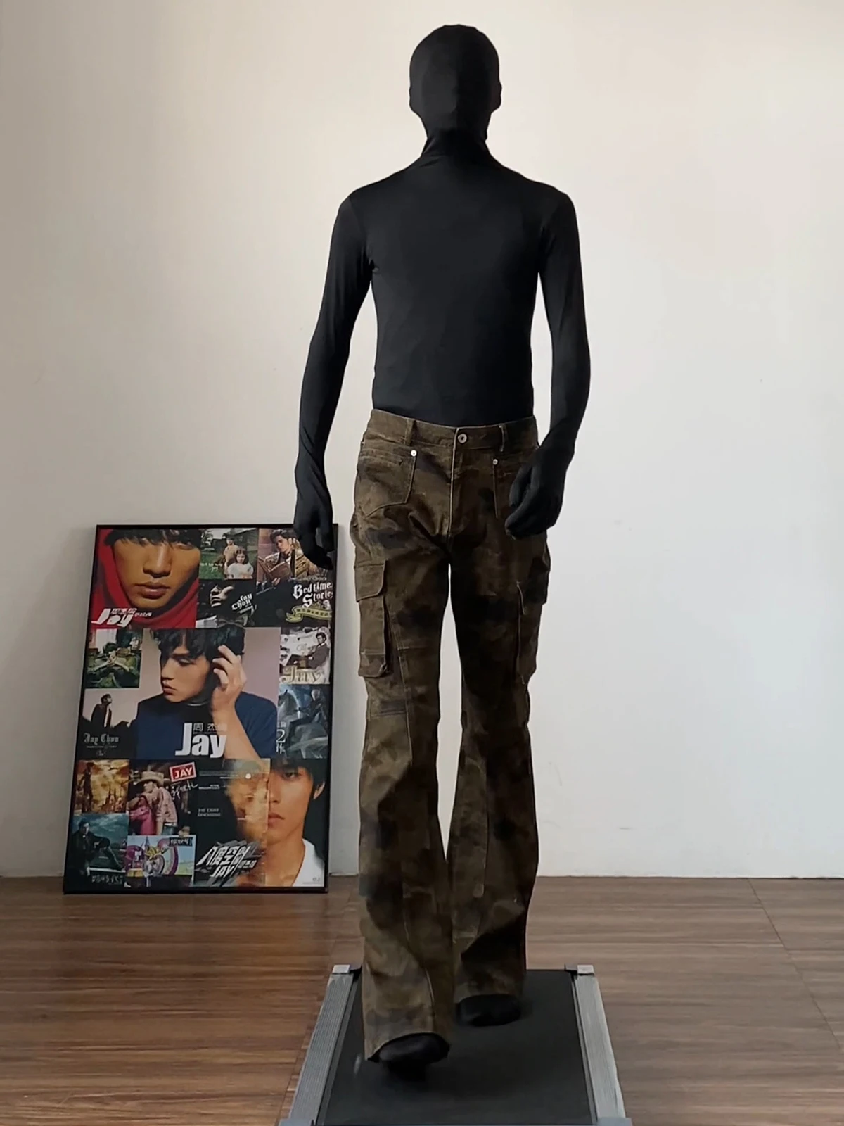 Ретро-американские камуфляжные рабочие джинсы прямого кроя для мужчин, модные брендовые брюки-карго в стиле деконструкции
Ретро-американские камуфляжные рабочие джинсы прямого кроя для мужчин, модные брендовые брюки-карго в стиле деконструкции