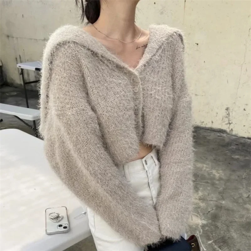 Korean Chic Navy Collar Short Sweater Women New Fall Fashion Loose Soft Knitted Cardigan Top Black White Khaki Mink Knitwear
Korean Chic Navy Collar Short Sweater Women New Fall Fashion Loose Soft Knitted Cardigan Top Black White Khaki Mink Knitwear