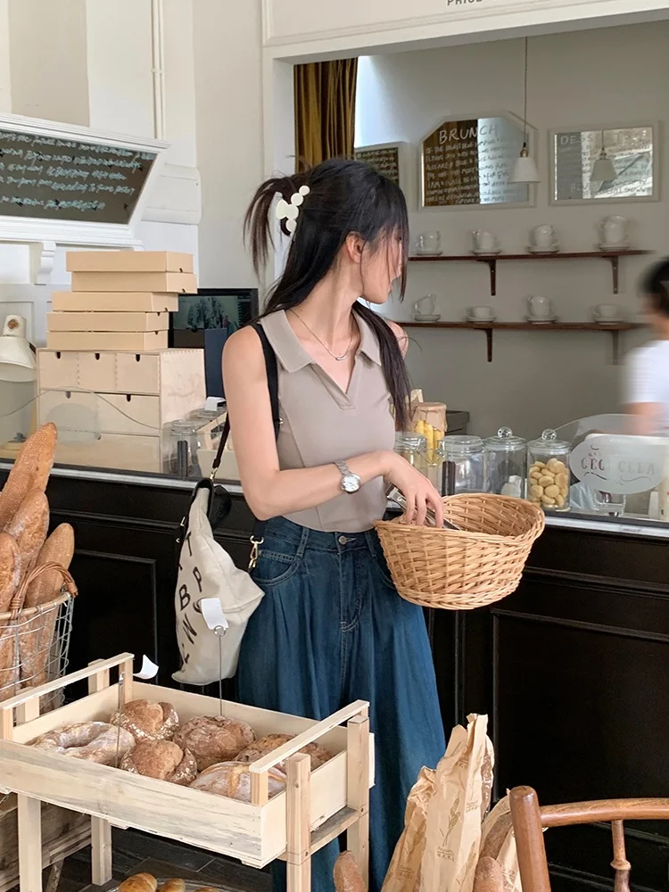 Short Sleeveless Collar Vest Women's Fashion Design Bubble Yang Black Coffee Slim Fit Cotton Regular Length Summer Top
Short Sleeveless Collar Vest Women's Fashion Design Bubble Yang Black Coffee Slim Fit Cotton Regular Length Summer Top