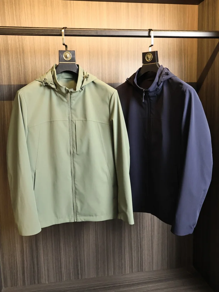 Commute Style Waterproof Breathable Lightweight Outdoor Men's Jacket Hooded Detachable Zipper Closure Nylon Polyester Blend
Commute Style Waterproof Breathable Lightweight Outdoor Men's Jacket Hooded Detachable Zipper Closure Nylon Polyester Blend