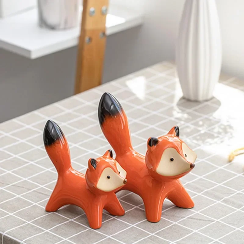 2 Pcs/Set Ceramic Couple Fox Miniature Figurines Modern Animal Decoration Loft Sculpture Statues Home Decor Accessories
2 Pcs/Set Ceramic Couple Fox Miniature Figurines Modern Animal Decoration Loft Sculpture Statues Home Decor Accessories