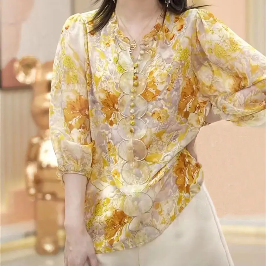 Women's shirt undershirt new seven minute sleeve small fresh blouse cover belly senior thin floral shirt
Women's shirt undershirt new seven minute sleeve small fresh blouse cover belly senior thin floral shirt