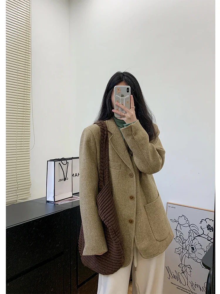 Classic Plaid Cotton Blend Suit Jaet Women's Winter Vintage Woolen Coat Milan Magazine Retro Sle Single Button Closure
Classic Plaid Cotton Blend Suit Jaet Women's Winter Vintage Woolen Coat Milan Magazine Retro Sle Single Button Closure