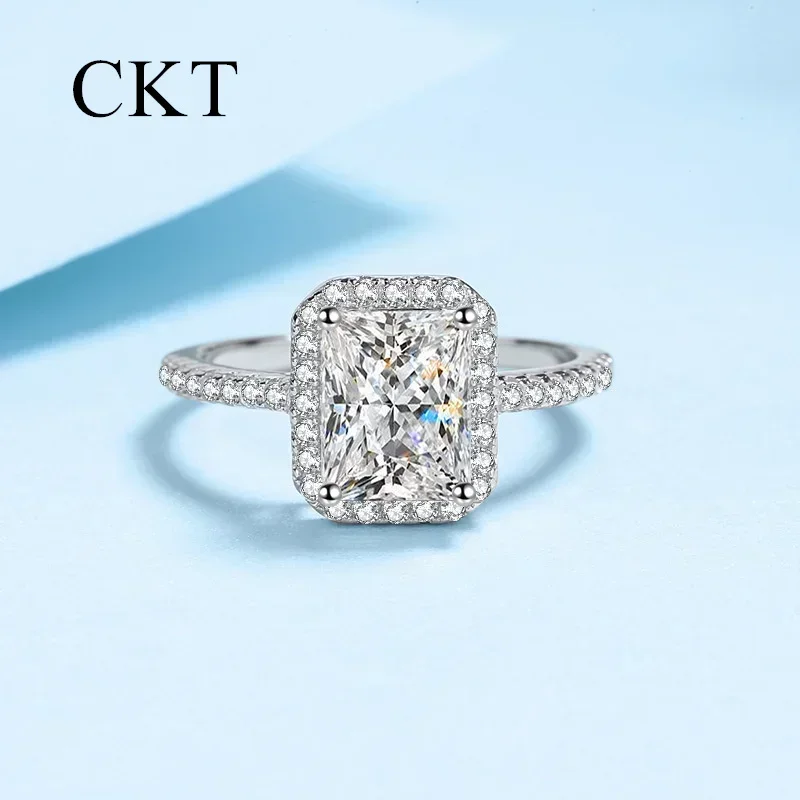 18K White Gold Platinum Women Ring Pt950 Shaped Rectangular 1-2 Carat Moissanite Ring Light Luxury Niche Diamond Ring Jewelry
18K White Gold Platinum Women Ring Pt950 Shaped Rectangular 1-2 Carat Moissanite Ring Light Luxury Niche Diamond Ring Jewelry