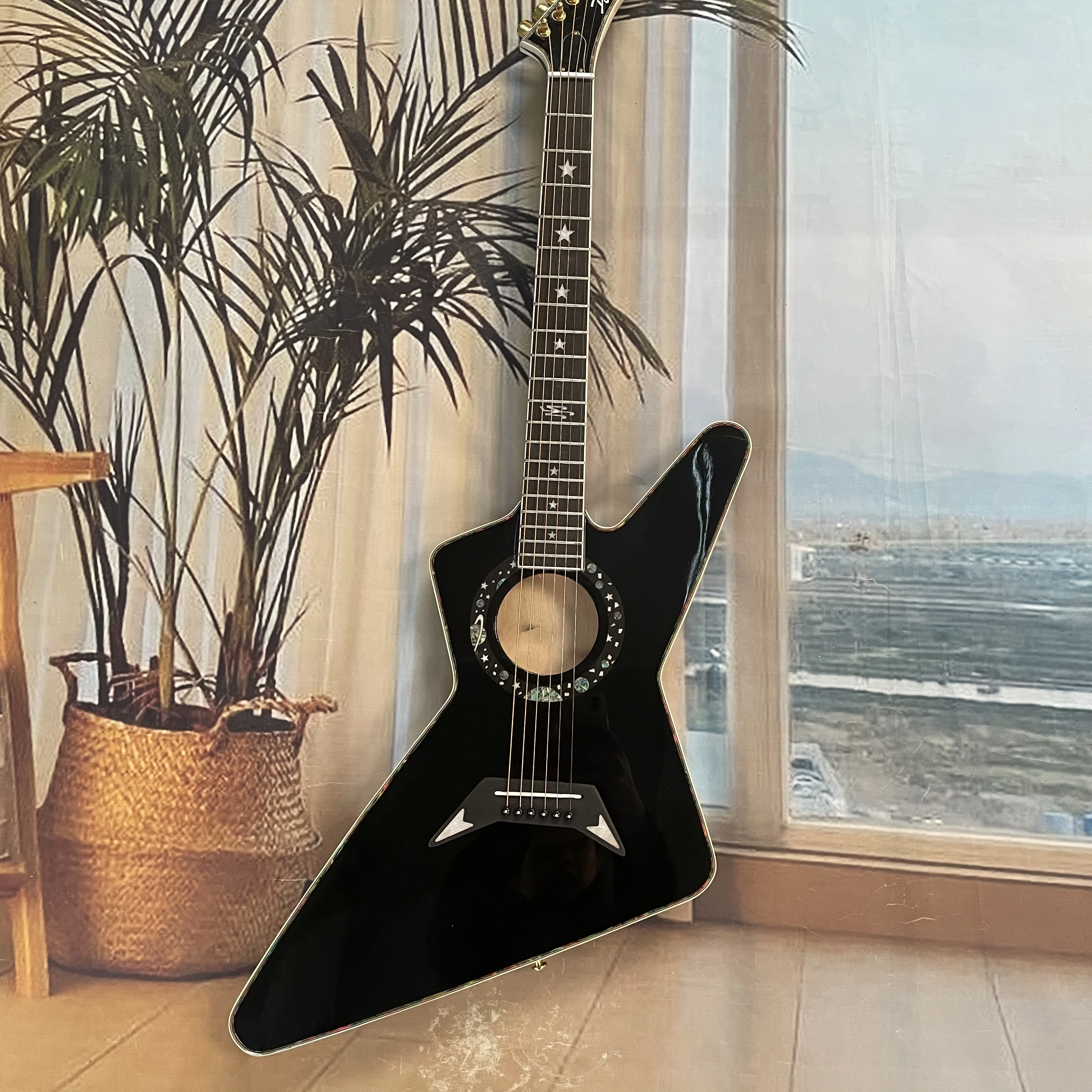 Black 6-string folk guitar with star-shaped fret markers, lightweight body guitars, high cost-performance for beginners guitarra
Black 6-string folk guitar with star-shaped fret markers, lightweight body guitars, high cost-performance for beginners guitarra