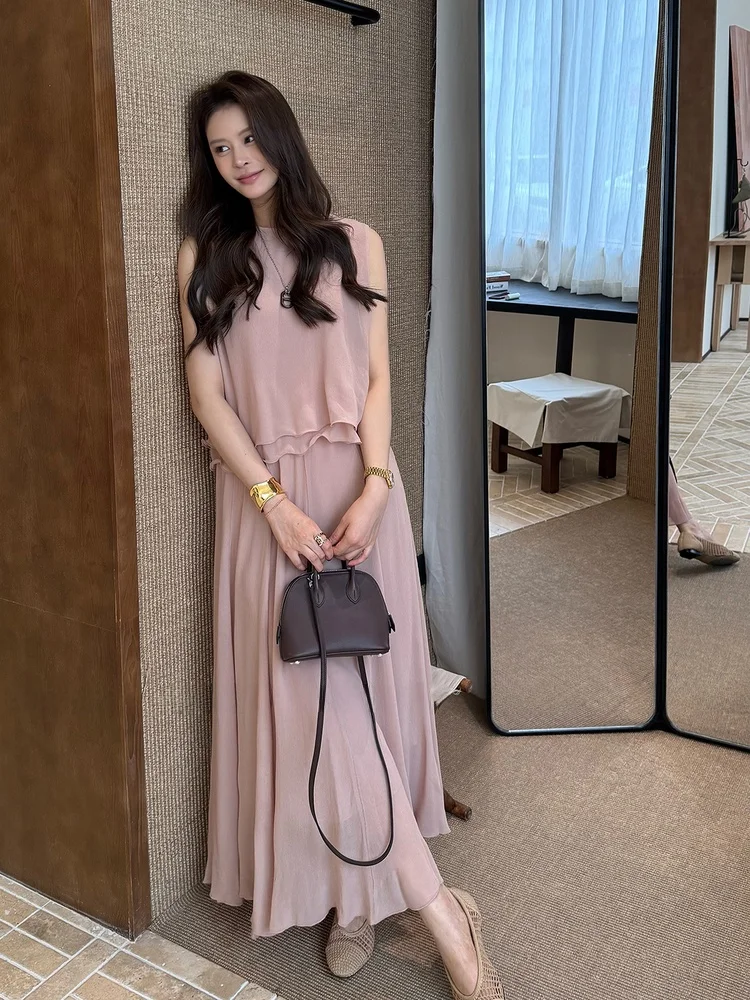 MBNLF медь-аммиак человеческий шелк смешанная текстура кукла Sle комплект повседневный летний модный женский костюм из двух предметов K Qin Lei XMXTZ6262
MBNLF медь-аммиак человеческий шелк смешанная текстура кукла Sle комплект повседневный летний модный женский костюм из двух предметов K Qin Lei XMXTZ6262