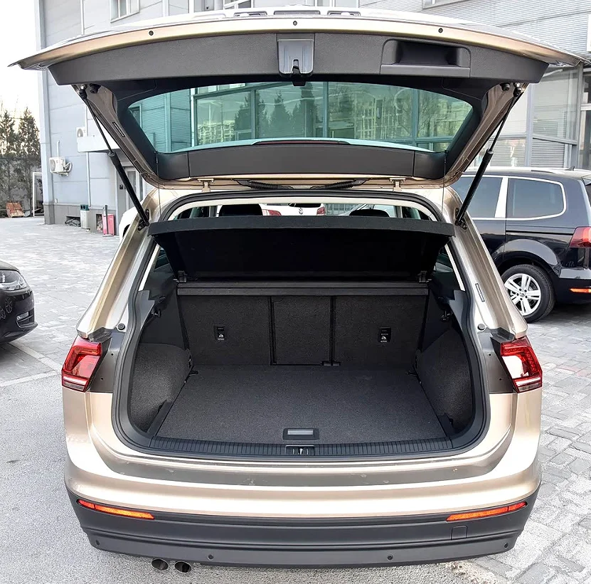 Комплект из 2 газовых упоров (амортизаторов) для задней двери багажника Volkswagen Tiguan (AD/BW) MK2 5-дверный внедорожник 2016-2024 гг.
Комплект из 2 газовых упоров (амортизаторов) для задней двери багажника Volkswagen Tiguan (AD/BW) MK2 5-дверный внедорожник 2016-2024 гг.
