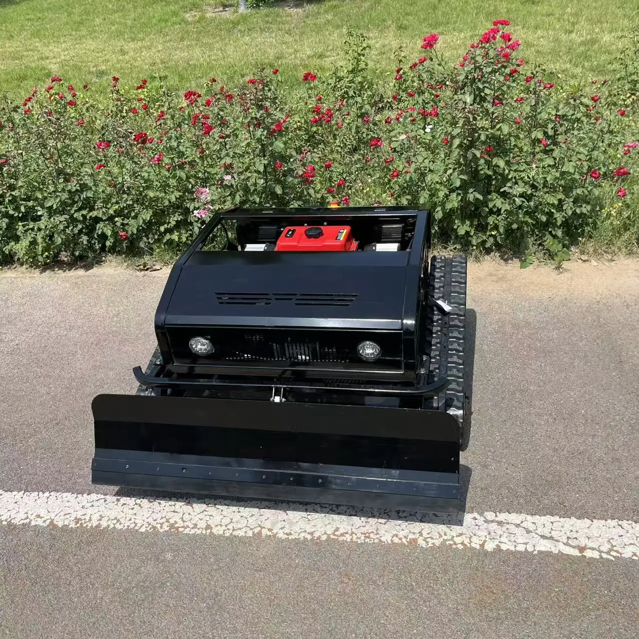 Automatic 800mm Lawn Mower with Remote Control High Efficiency for Slope Gardens Easy Customized Home Use
Automatic 800mm Lawn Mower with Remote Control High Efficiency for Slope Gardens Easy Customized Home Use