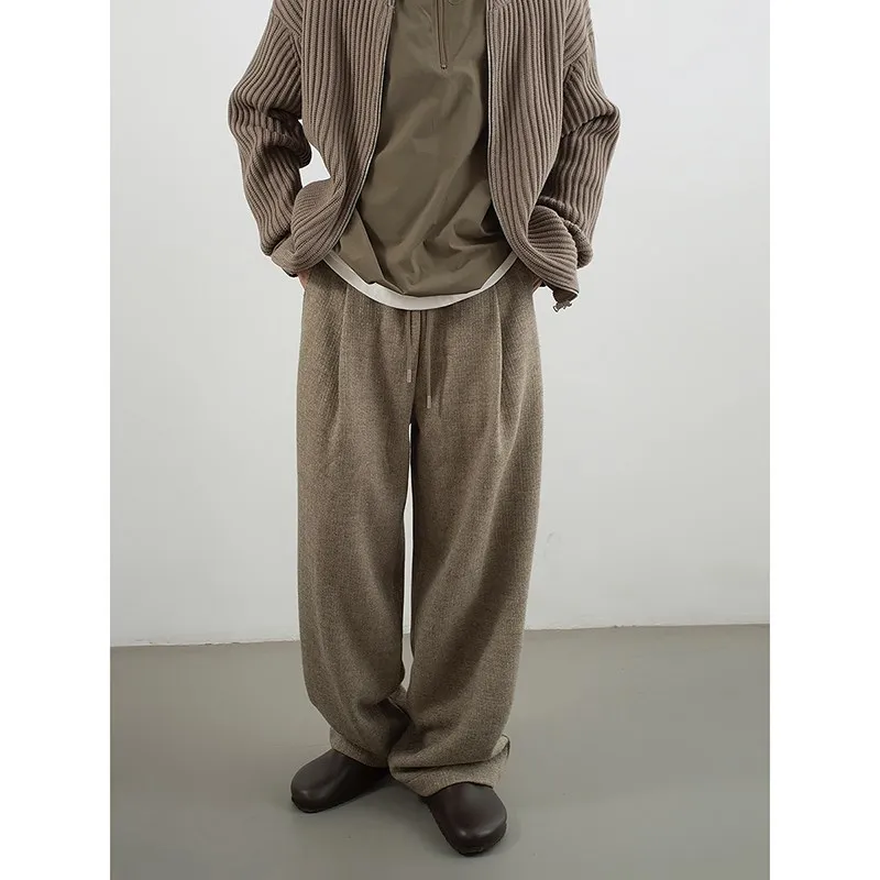 Свободные вязаные брюки с широкими штанинами, повседневные, осенние, однотонные, струящиеся, спортивные, прямого кроя, длинные, для города, молодежные, активные
Свободные вязаные брюки с широкими штанинами, повседневные, осенние, однотонные, струящиеся, спортивные, прямого кроя, длинные, для города, молодежные, активные