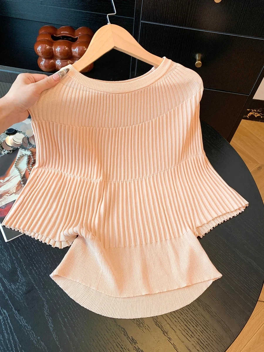 Summer Women's Knitted T-Shirt Casual Soft Style Vertical Stripe Design Slimming Waistcoat Base Shirt Short Sleeve Breathable
Summer Women's Knitted T-Shirt Casual Soft Style Vertical Stripe Design Slimming Waistcoat Base Shirt Short Sleeve Breathable