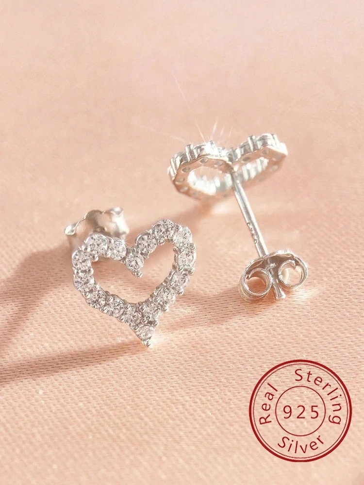 925 Sterling Silver Gorgeous Heart Shape Zircon Earrings For Women Anniversary Party Daily Fashion High Quality Fine Jewelry
925 Sterling Silver Gorgeous Heart Shape Zircon Earrings For Women Anniversary Party Daily Fashion High Quality Fine Jewelry