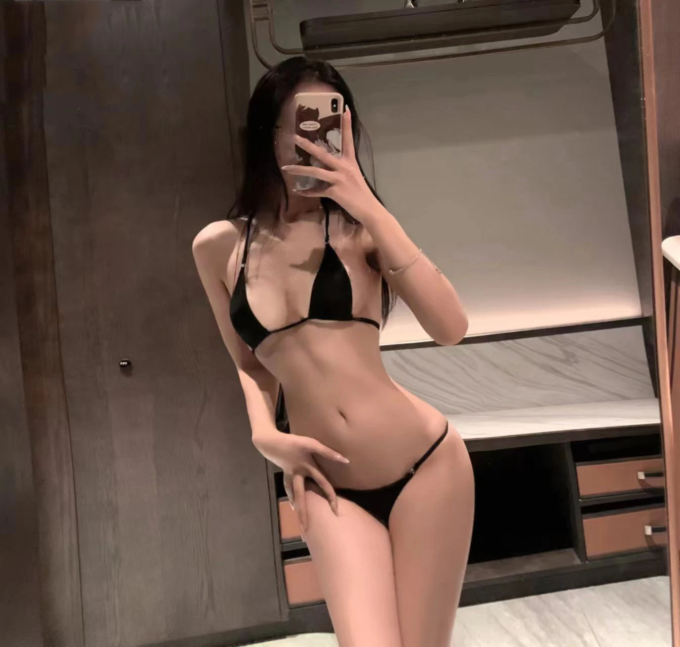 Новинка 2025 года, сексуальное женское белье, женское тело, фетиш, танец на пилоне, Conjuntos Cortos Lenceria, микро бикини, один размер, боди, Ropa Interior, порно
Новинка 2025 года, сексуальное женское белье, женское тело, фетиш, танец на пилоне, Conjuntos Cortos Lenceria, микро бикини, один размер, боди, Ropa Interior, порно