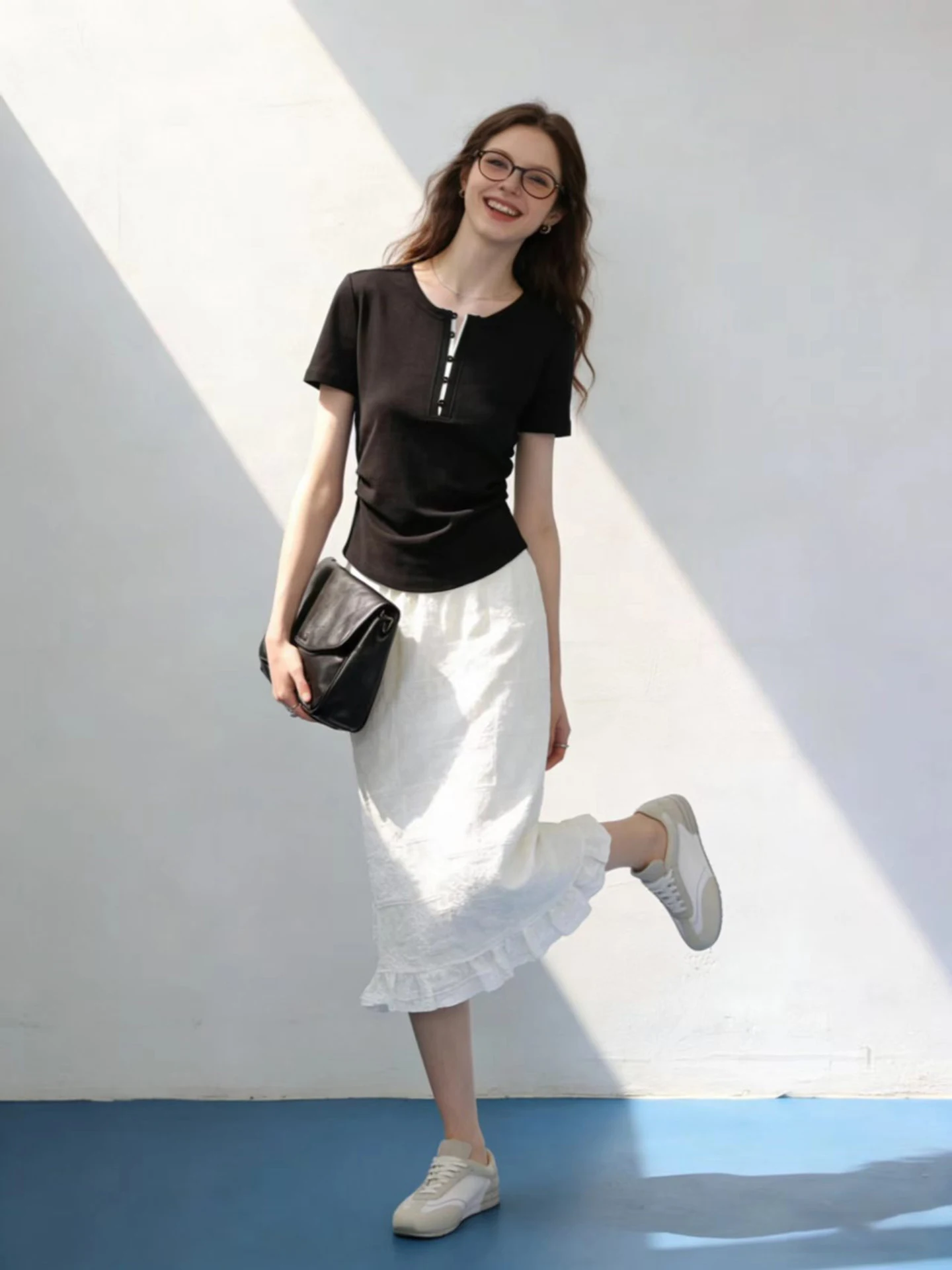 HUAAPPUW White Versatile Embroidered Relief Texture Split Back Mid-Length Half Skirt Breathable Cotton High Waist Straight Cut
HUAAPPUW White Versatile Embroidered Relief Texture Split Back Mid-Length Half Skirt Breathable Cotton High Waist Straight Cut