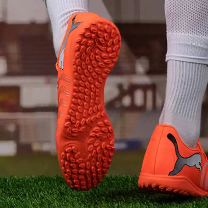 2026 new Puma Mid Cut Football Shoes TT Studded Soccer Cleats 108918-01
2026 new Puma Mid Cut Football Shoes TT Studded Soccer Cleats 108918-01