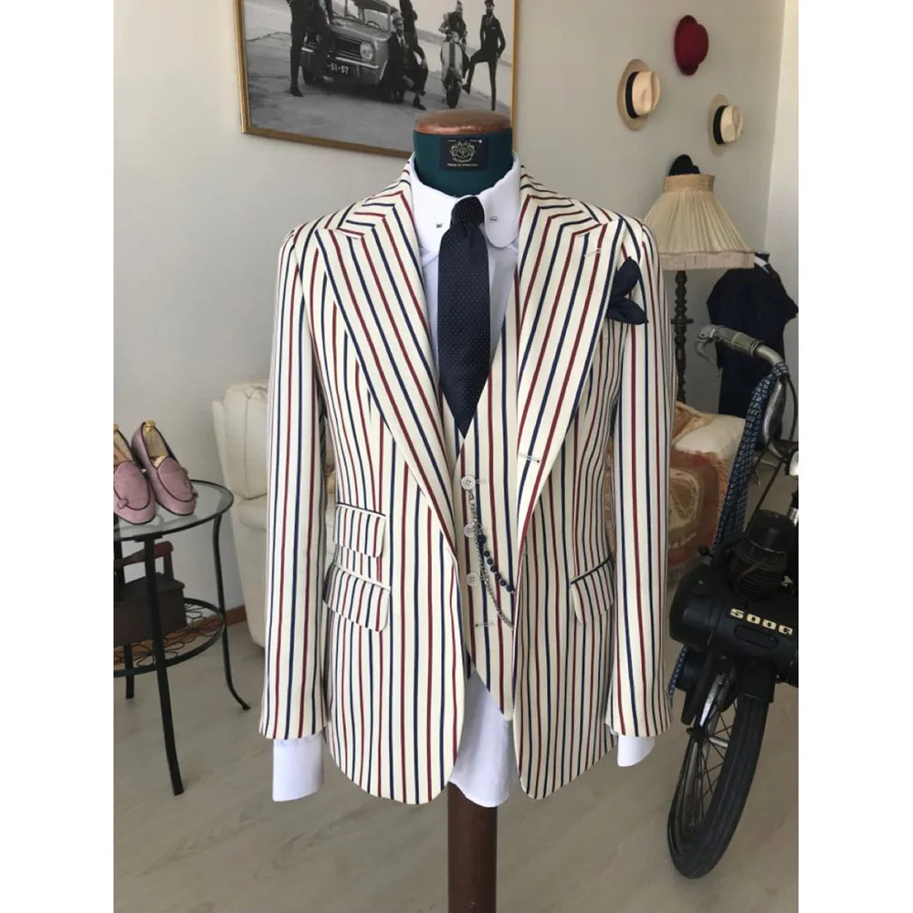 New Fashion Stripe Men's Suits Peak Lapel Single Breasted Male Blazer Vest with Pants Sets Casual Slim Fit Business 3 Pieces Set
New Fashion Stripe Men's Suits Peak Lapel Single Breasted Male Blazer Vest with Pants Sets Casual Slim Fit Business 3 Pieces Set