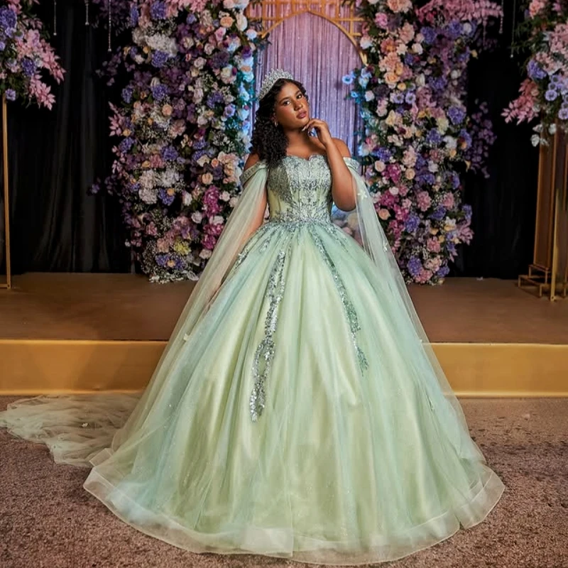 Блестящее мятно-зеленое платье Quinceanera с открытыми плечами по индивидуальному заказу, аппликация с блестками, кружевное платье с кристаллами de 15, Quinceanera
Блестящее мятно-зеленое платье Quinceanera с открытыми плечами по индивидуальному заказу, аппликация с блестками, кружевное платье с кристаллами de 15, Quinceanera 