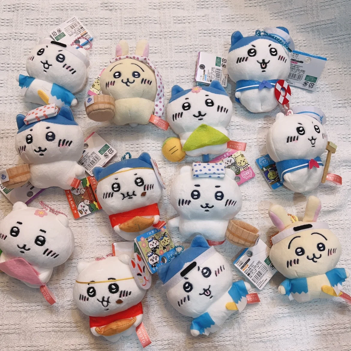 Children's Gift Chiikawa Hachiware Usagi Matcha Ice Cream Hot Spring Limited Cute Plush Toy Backpack Key Pendant
Children's Gift Chiikawa Hachiware Usagi Matcha Ice Cream Hot Spring Limited Cute Plush Toy Backpack Key Pendant