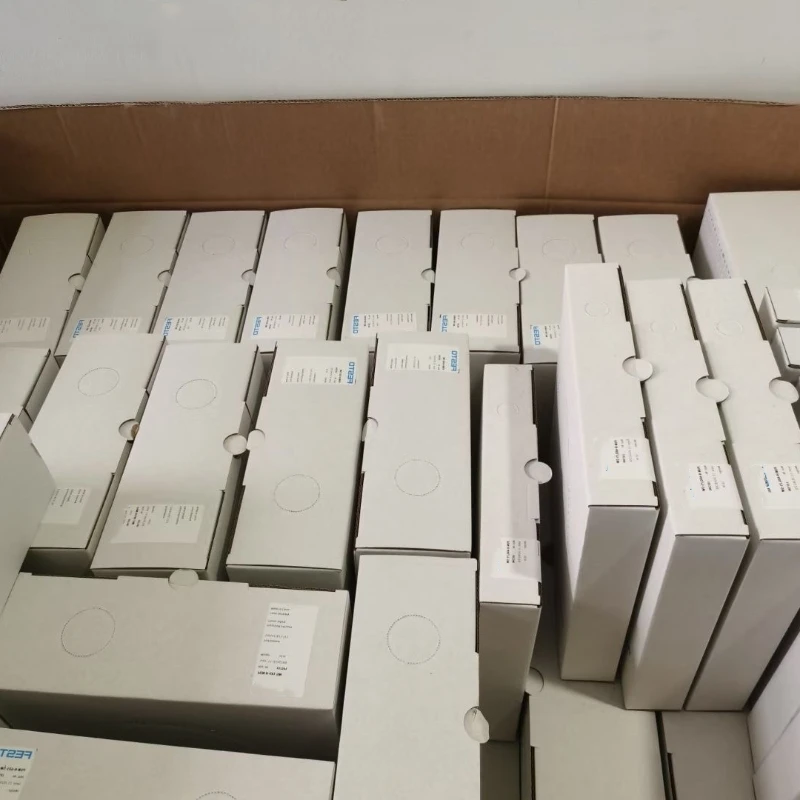 Совершенно новый оригинальный электромагнитный клапан Fes-to CPE14-M1BH-3OLS-QS-6 196893M1BH-3OLS-QS-8 196894
Совершенно новый оригинальный электромагнитный клапан Fes-to CPE14-M1BH-3OLS-QS-6 196893M1BH-3OLS-QS-8 196894