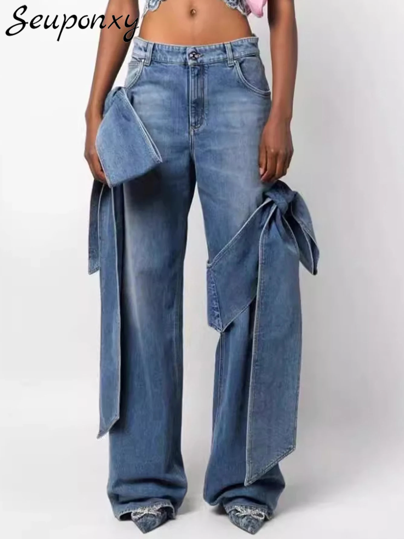 High Quality Women'S Fashion Blue Jeans 2024 New Summer Sexy High Waisted Bow Splicing Lace Up Casual Straight Leg Pants
High Quality Women'S Fashion Blue Jeans 2024 New Summer Sexy High Waisted Bow Splicing Lace Up Casual Straight Leg Pants