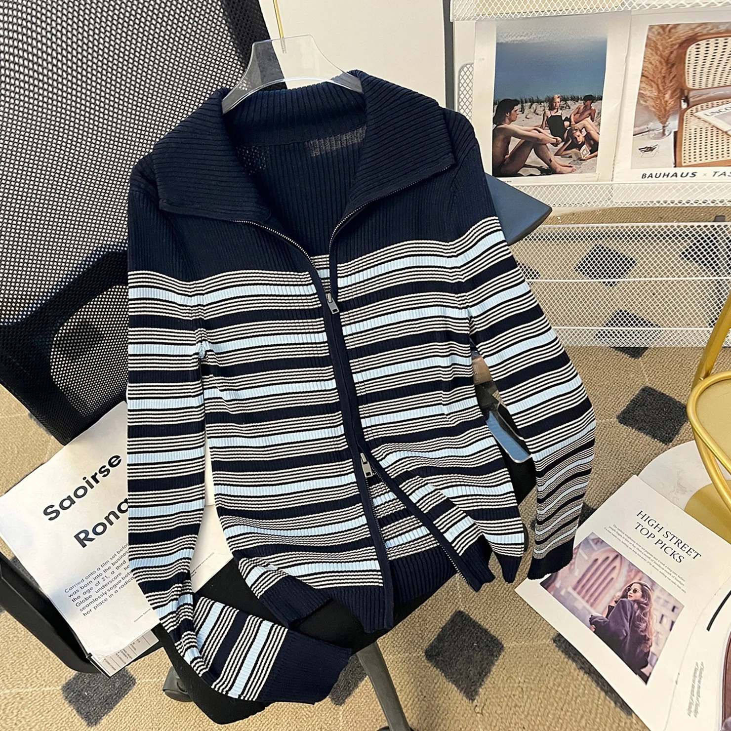 High Quali Ne Striped Double Zipper Women's Knitted Open Cardigan Casual Slim Fit Medium Softn Long Sve Knitwear
High Quali Ne Striped Double Zipper Women's Knitted Open Cardigan Casual Slim Fit Medium Softn Long Sve Knitwear