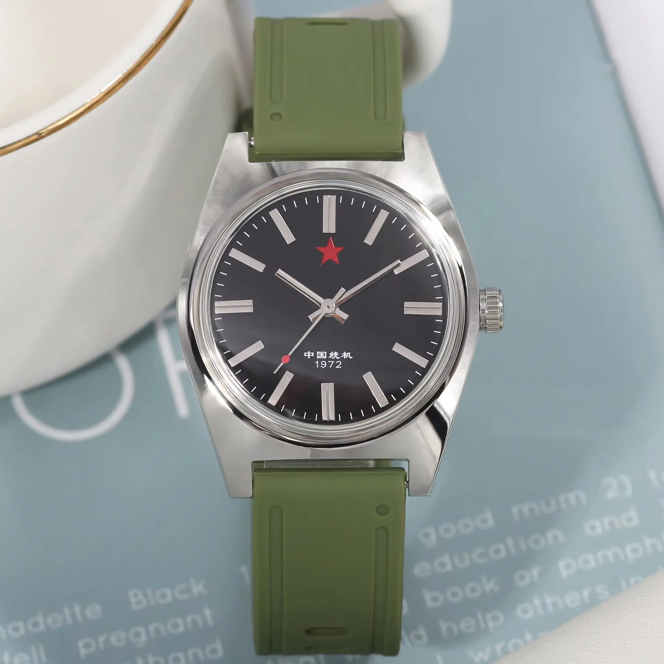 Men’s Mechanical Watch Shanghai 7120 Manual Mechanical Movement 36Mm Retro Chinese Watch Suitable for Men’s Gifts
Men’s Mechanical Watch Shanghai 7120 Manual Mechanical Movement 36Mm Retro Chinese Watch Suitable for Men’s Gifts