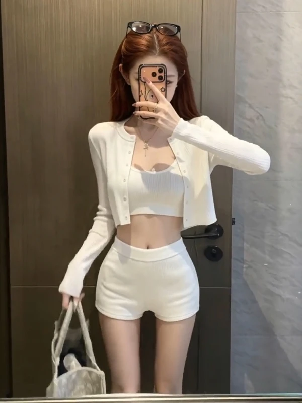 Pure Desire Spicy Girl Knitted Set Women Summer Korean Style Short High Waist Slim Fit Inner Wear Cardigan Shorts Three Piece...
Pure Desire Spicy Girl Knitted Set Women Summer Korean Style Short High Waist Slim Fit Inner Wear Cardigan Shorts Three Piece...