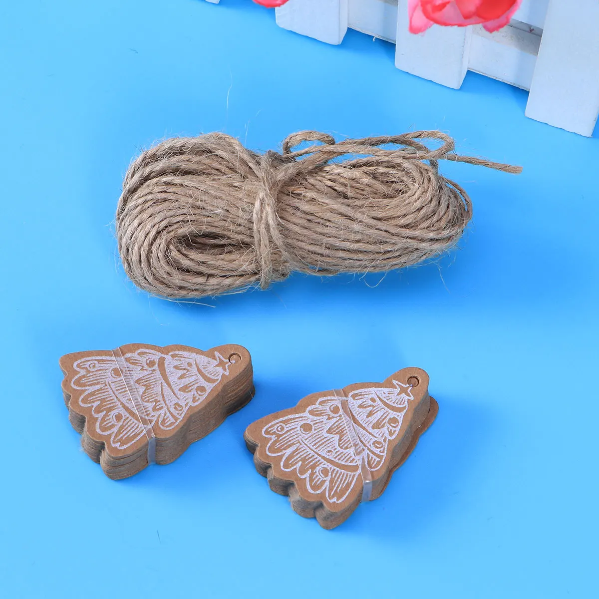 50Pcs Christmas Series Kraft Paper Hanging Tags with 10m String Gift Baking Food Package Tags for Wedding Party Favor
50Pcs Christmas Series Kraft Paper Hanging Tags with 10m String Gift Baking Food Package Tags for Wedding Party Favor