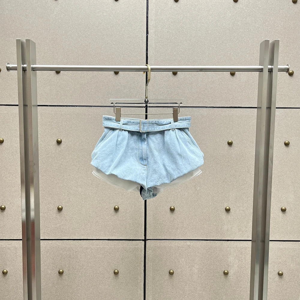 Women's High Waist Denim Shorts with Belt Pleated Casual Loose Wide Leg Shorts Light/ Dark Blue Summer Streetwear Shorts
Women's High Waist Denim Shorts with Belt Pleated Casual Loose Wide Leg Shorts Light/ Dark Blue Summer Streetwear Shorts