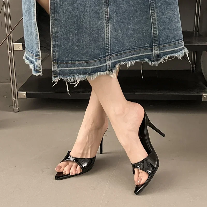 Shoes for Women 2025 Open Toe Dress Sexy Luxury Women's Slippers Fashion Outdoor Summer Sandals Elegant Comfortable High Heels
Shoes for Women 2025 Open Toe Dress Sexy Luxury Women's Slippers Fashion Outdoor Summer Sandals Elegant Comfortable High Heels