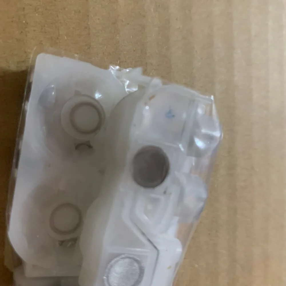 10pcs. OEM new Ink Damper for Epson 3880 3800 3800C 3890 3850 RX700 R3000 printer Ink Damper
10pcs. OEM new Ink Damper for Epson 3880 3800 3800C 3890 3850 RX700 R3000 printer Ink Damper