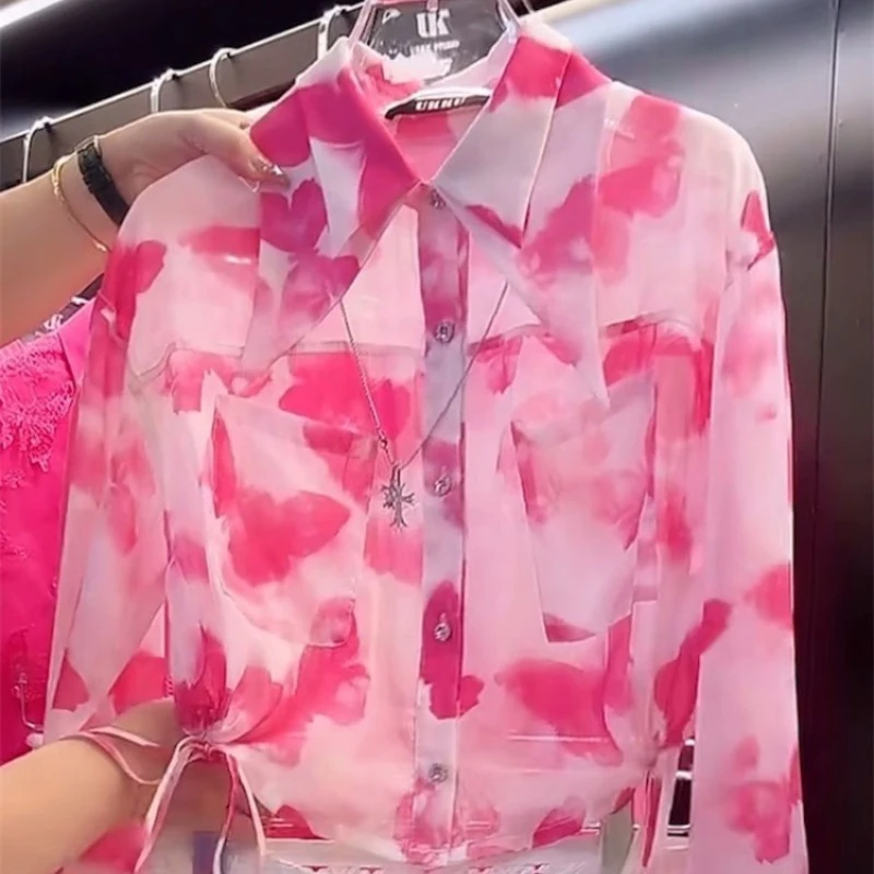 Sweet Butterfly Print Lapel Neck Chiffon Shirt for Women Summer Long Sleeve Irregular Blouses 2025 New Sun Protection Coat
Sweet Butterfly Print Lapel Neck Chiffon Shirt for Women Summer Long Sleeve Irregular Blouses 2025 New Sun Protection Coat