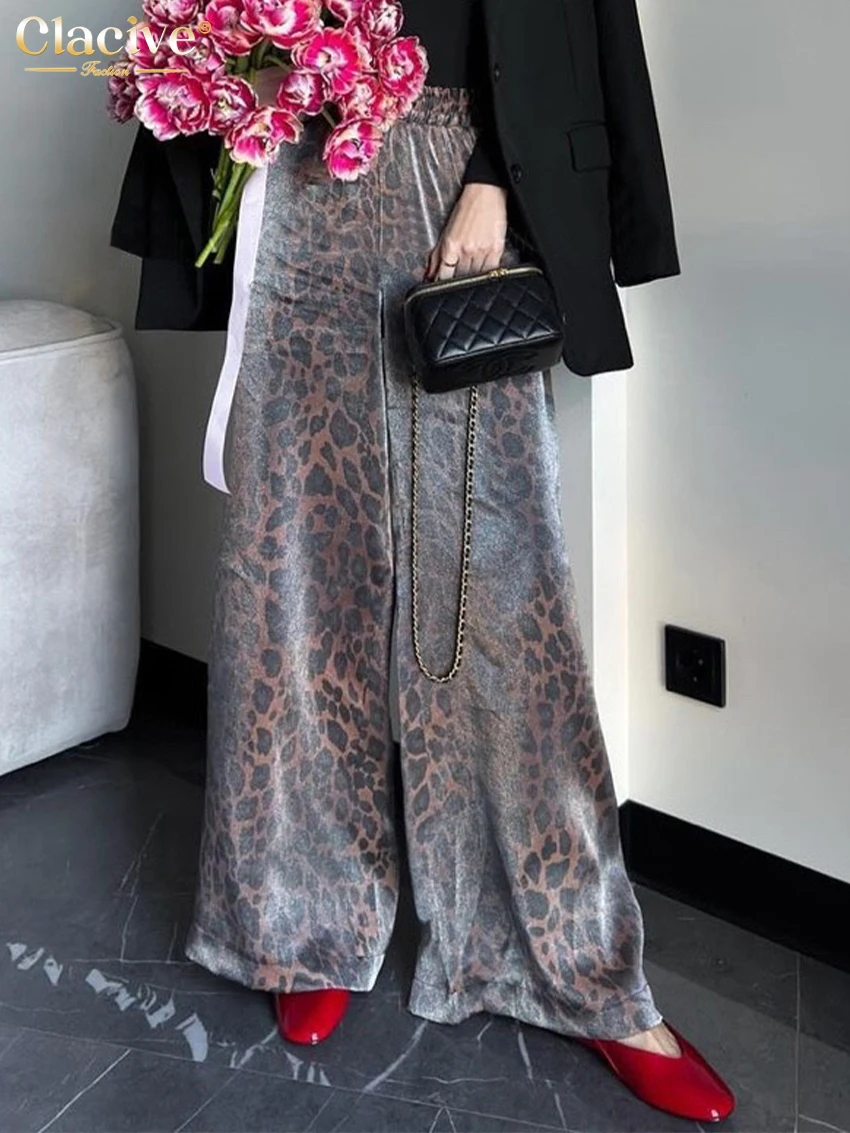 Clacive Fashion Loose Leopard Print Women's Pants 2024 Vintage High Waist Wide Pants Elegant Classic Full Length Trousers Female
Clacive Fashion Loose Leopard Print Women's Pants 2024 Vintage High Waist Wide Pants Elegant Classic Full Length Trousers Female