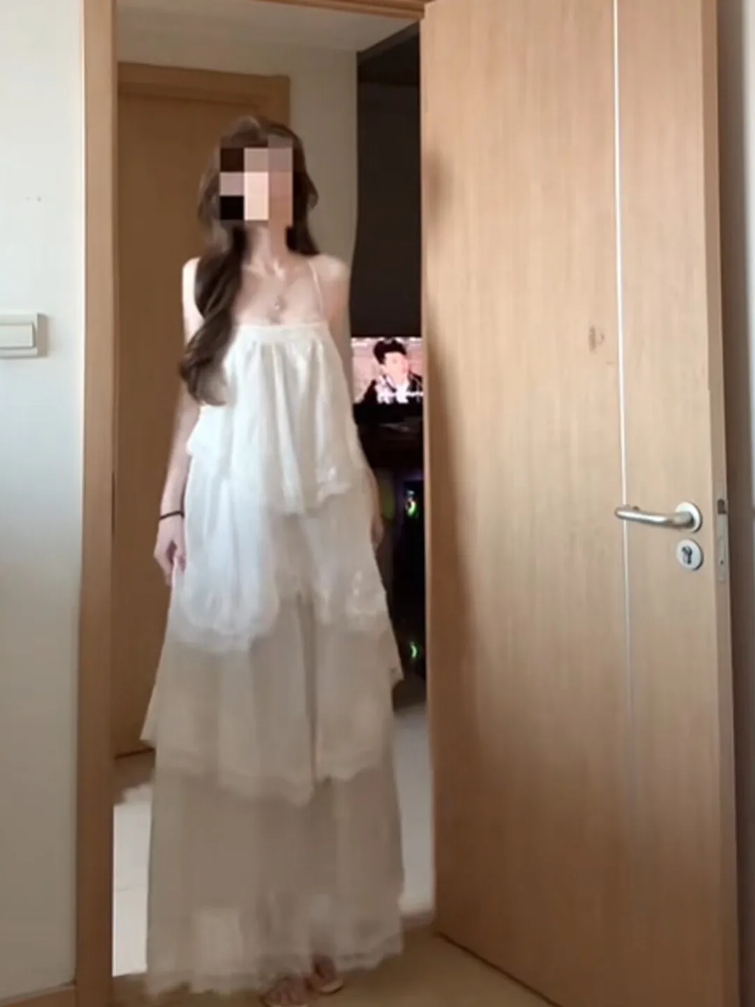 Beach Vacation Style Fairy Tale Long Skirt Gentle Summer Cotton No-Sleeve Off-Shoulder Cake Dress for City Commuting And Outd...
Beach Vacation Style Fairy Tale Long Skirt Gentle Summer Cotton No-Sleeve Off-Shoulder Cake Dress for City Commuting And Outd...