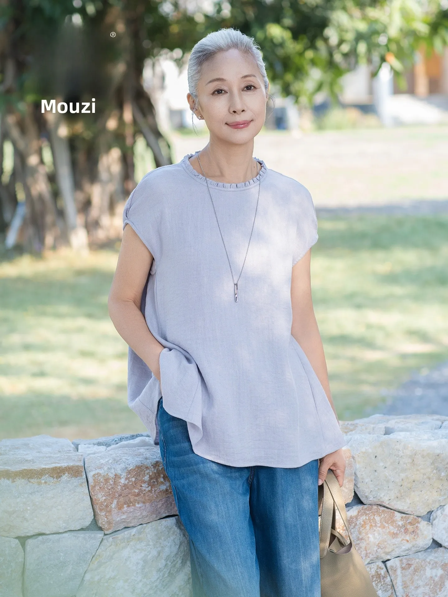 Muzhi Linen Short Sleeve T-Shirt Elegant Stylish Middle-Aged Women's Summer Fashion Top for Mature Ladies Comfortable Loose Fit
Muzhi Linen Short Sleeve T-Shirt Elegant Stylish Middle-Aged Women's Summer Fashion Top for Mature Ladies Comfortable Loose Fit
