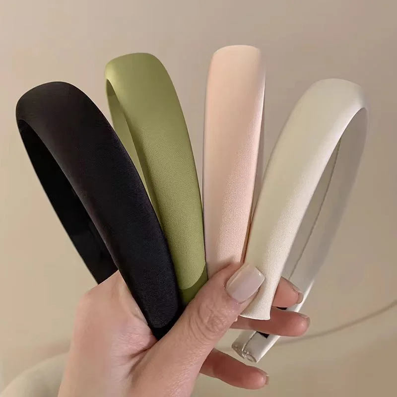 New design Satin Silk Hair Bands for Women Girls Fashion High-Quality Sponge Headband Hair Accessories Factory price
New design Satin Silk Hair Bands for Women Girls Fashion High-Quality Sponge Headband Hair Accessories Factory price