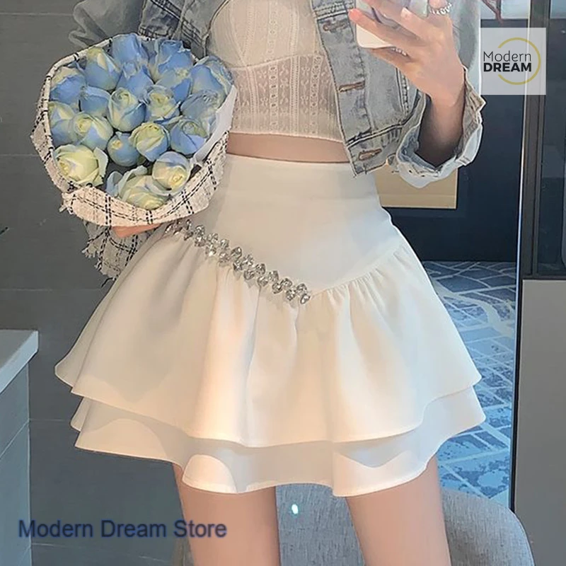 Korean heavy industry rhinestone cake skirt women's summer new fashion ladies temperament high waist A word slim fluffy skirt.
Korean heavy industry rhinestone cake skirt women's summer new fashion ladies temperament high waist A word slim fluffy skirt.