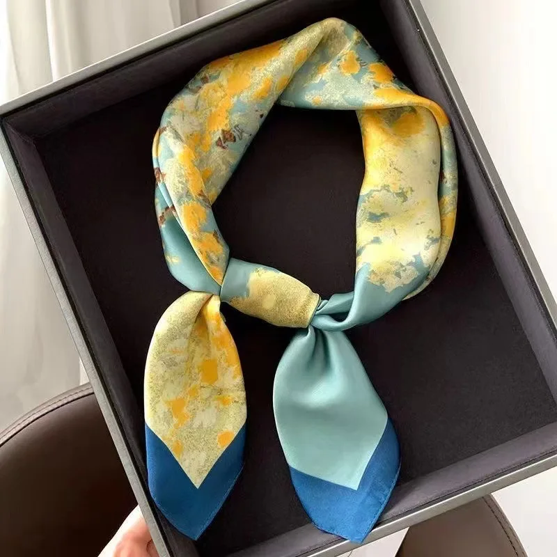 1PCS70 Square Scarf New Scarf Silk Scarf Women's Neck Protection Warm Korean Style Clothing Decoration Sunscreen
1PCS70 Square Scarf New Scarf Silk Scarf Women's Neck Protection Warm Korean Style Clothing Decoration Sunscreen
