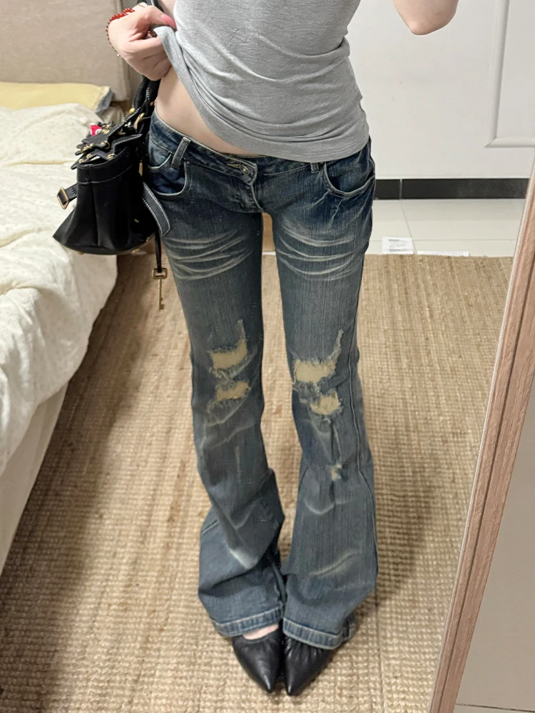Retro American Design Washed Denim Jeans Women Summer New Style Slimming Micro Flared Pants Low Waist Zipper Pure Color
Retro American Design Washed Denim Jeans Women Summer New Style Slimming Micro Flared Pants Low Waist Zipper Pure Color