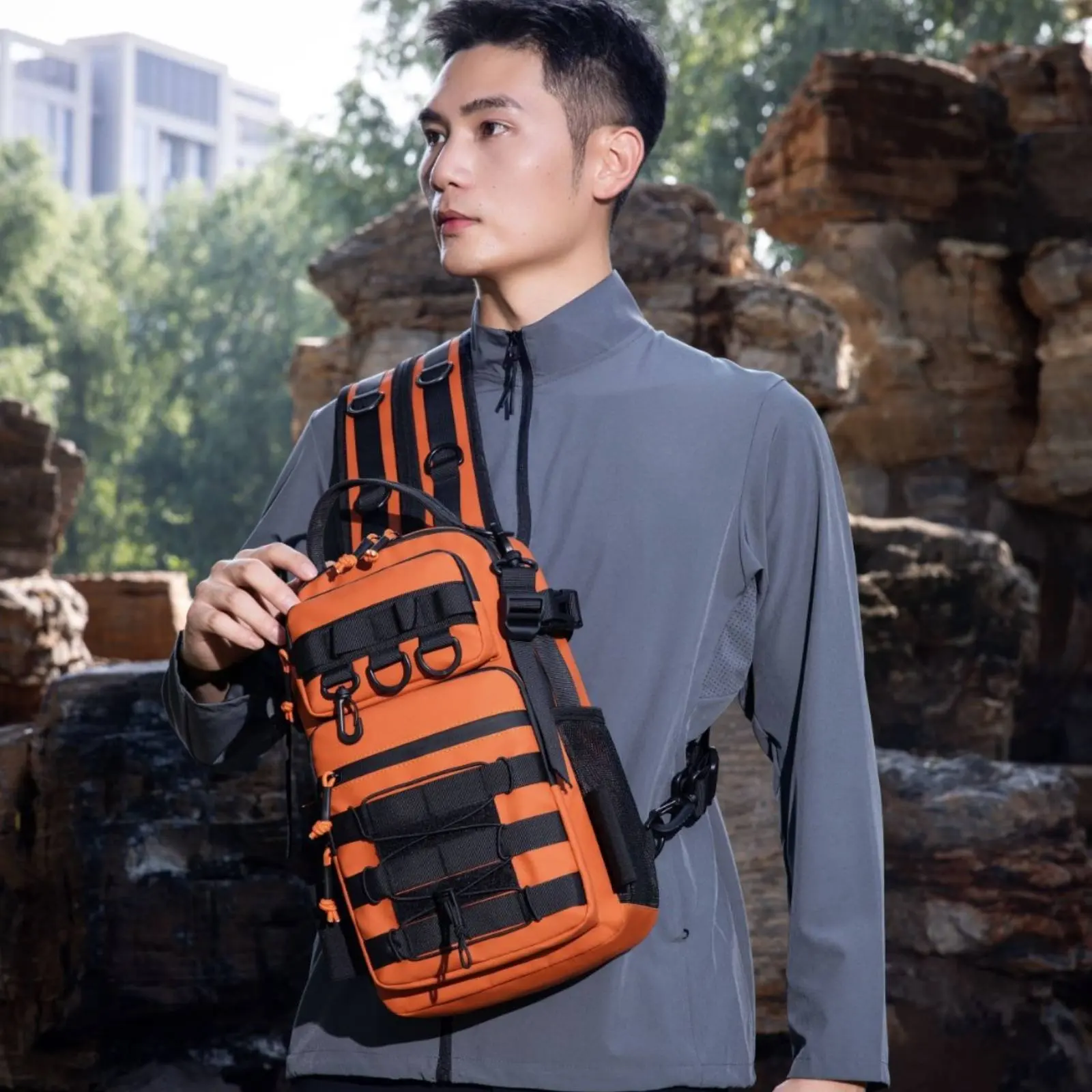 Versatile Fishing Tackle Bag Multifunctional Crossbody Bag Transformable Shoulder Pack Multiple Compartments for Individuals
Versatile Fishing Tackle Bag Multifunctional Crossbody Bag Transformable Shoulder Pack Multiple Compartments for Individuals