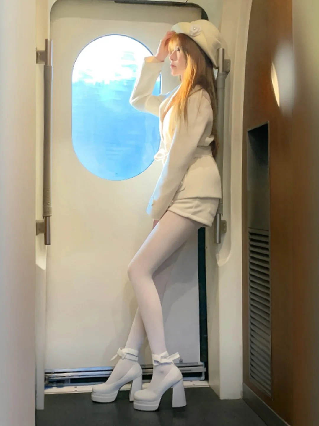 Retro Soft Style Beautiful Woolen Coat And Short Pants Two-Piece Set Youthful Spring 2026 Fashion Ensemble for Women
Retro Soft Style Beautiful Woolen Coat And Short Pants Two-Piece Set Youthful Spring 2026 Fashion Ensemble for Women