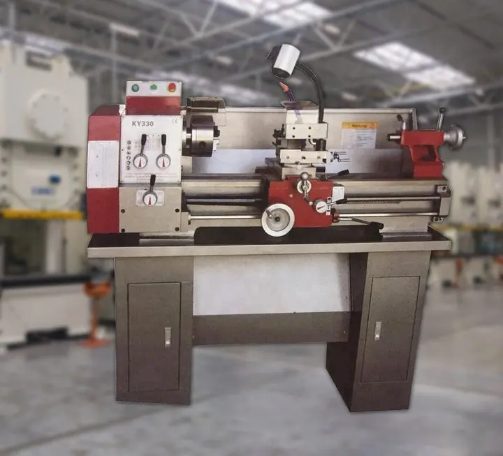 High Precision Mini Horizontal Metal Manual Lathe Machine Small Mechanical Bench Lathe Medium Capabilities Factory Sale
High Precision Mini Horizontal Metal Manual Lathe Machine Small Mechanical Bench Lathe Medium Capabilities Factory Sale