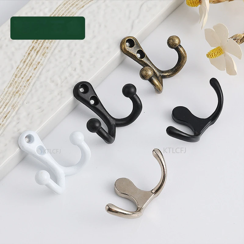 1 шт., двойной крючок из цинкового сплава, 50 х50 мм
1 шт., двойной крючок из цинкового сплава, 50 х50 мм